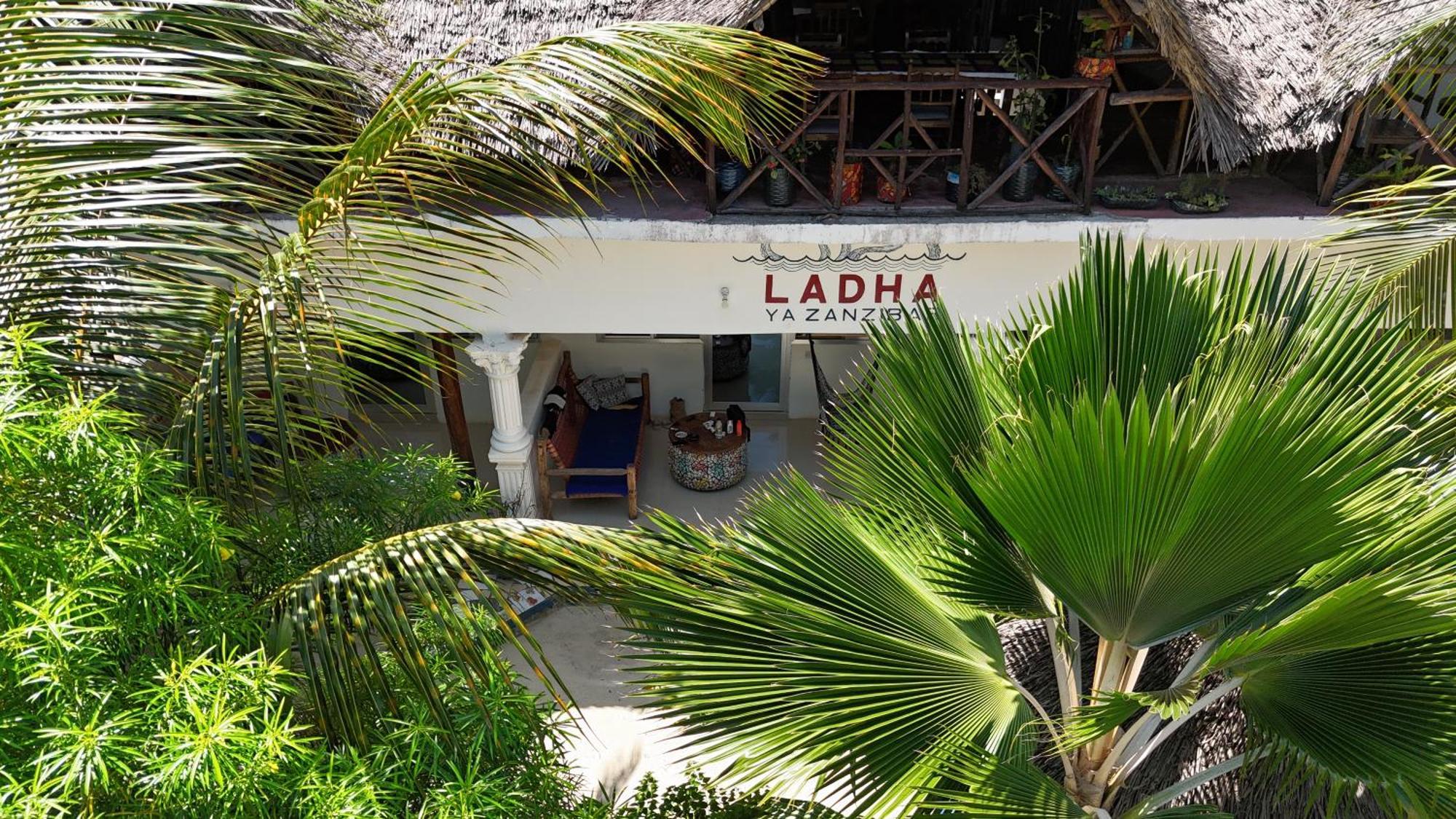 Beachfront Villa Ladha Ya Zanzibar Jambiani  Zewnętrze zdjęcie